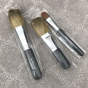 Makeup brushes